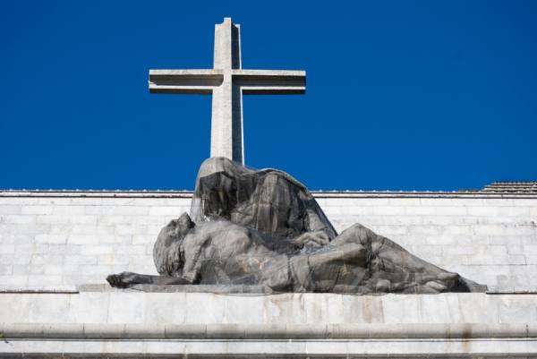 Photograph Vicente Moraga La Piedad on One Eyeland